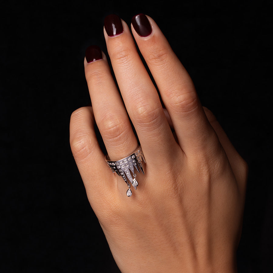 Stalactite Diamond Band