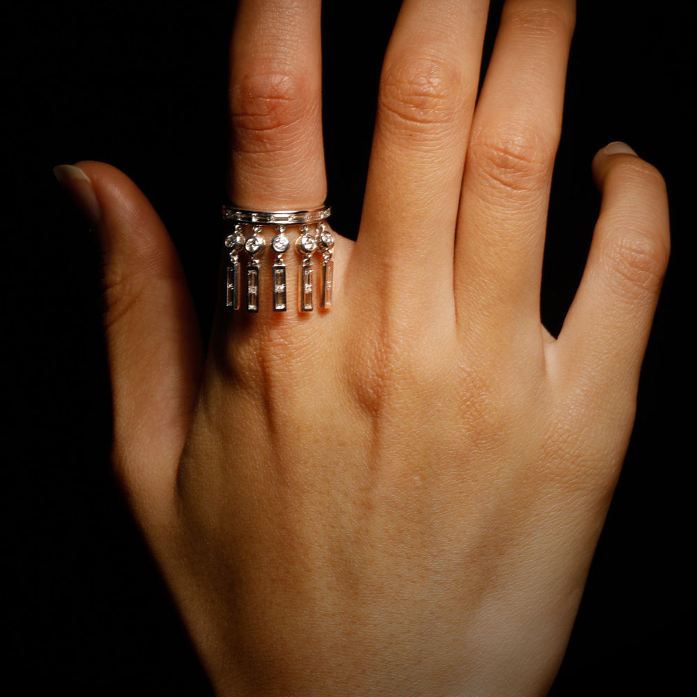 Borderline Ring by designer Solange Azagury-Partridge - 18k White Gold and diamonds - model hand 2