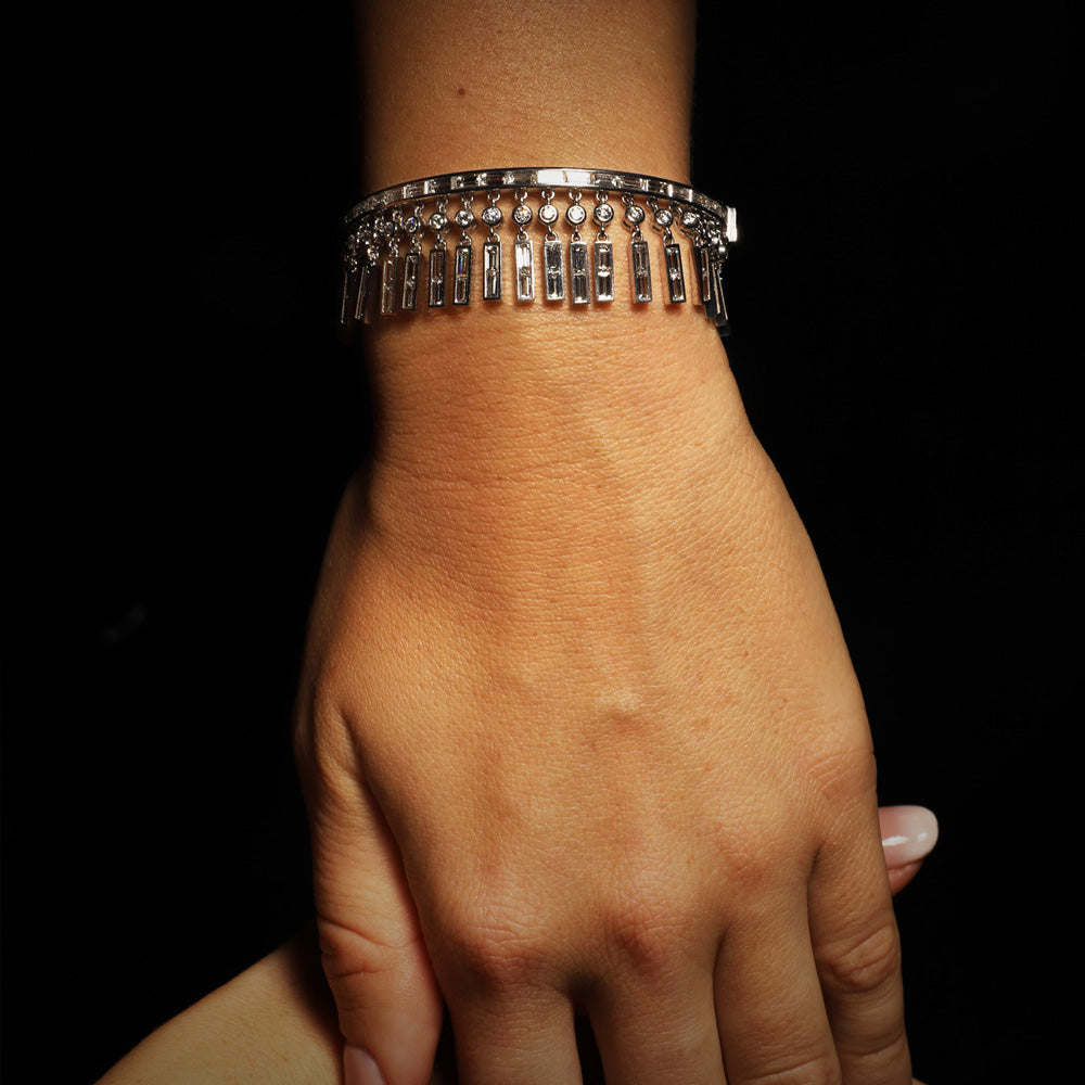 Borderline Bangle by designer Solange Azagury-Partridge - 18k White Gold and diamonds - model styling 