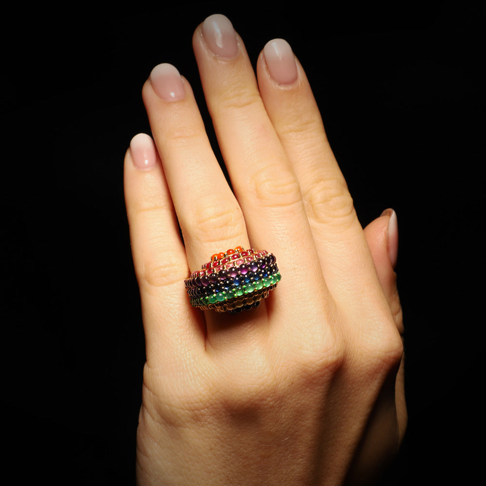 Colourway Rainbow ring by designer Solange Azagury-Partridge - 18k Yellow Gold, gemstones and enamel - model hand