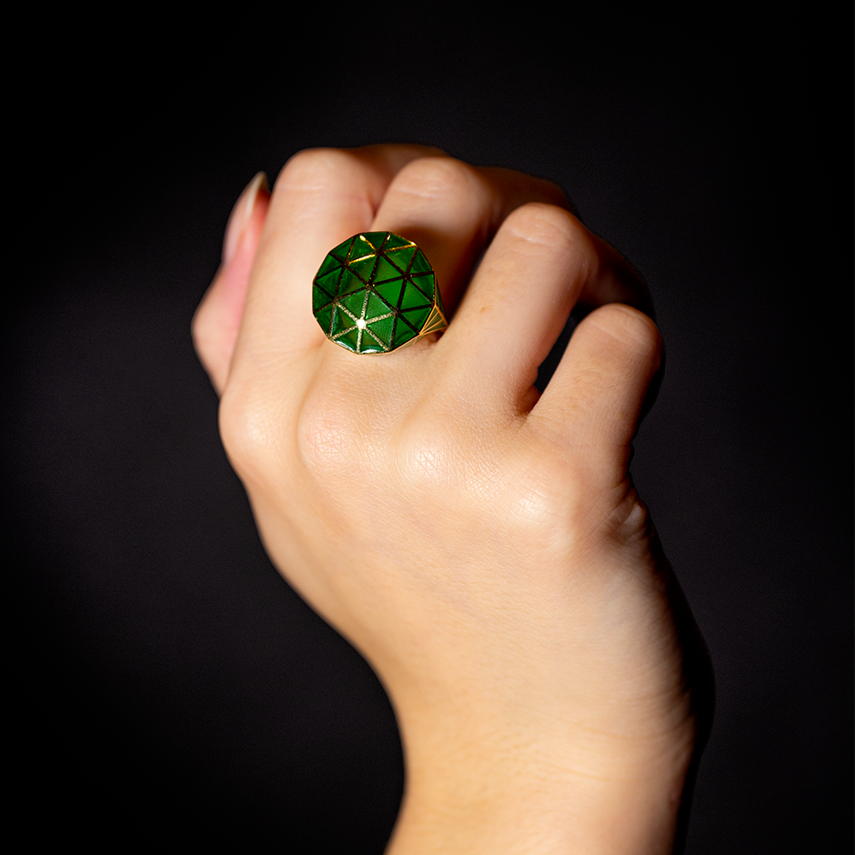 Real Fake Round Green Ring
