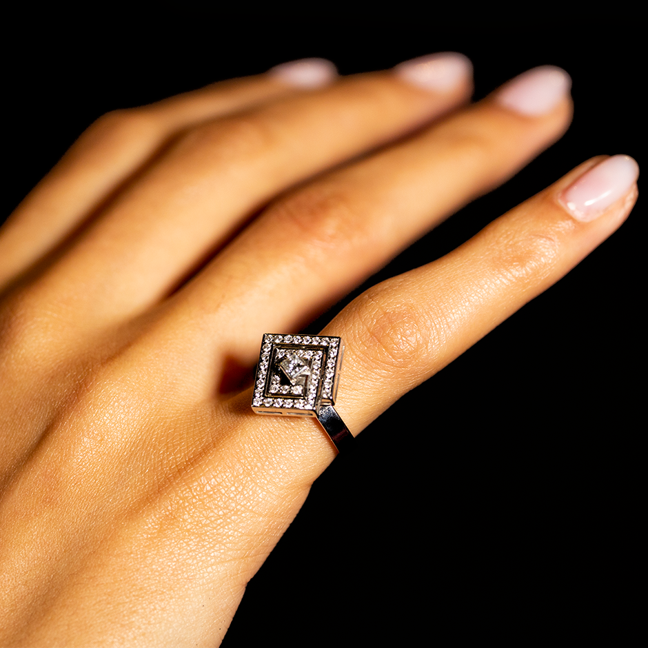Spinner Square Baby Diamond Ring