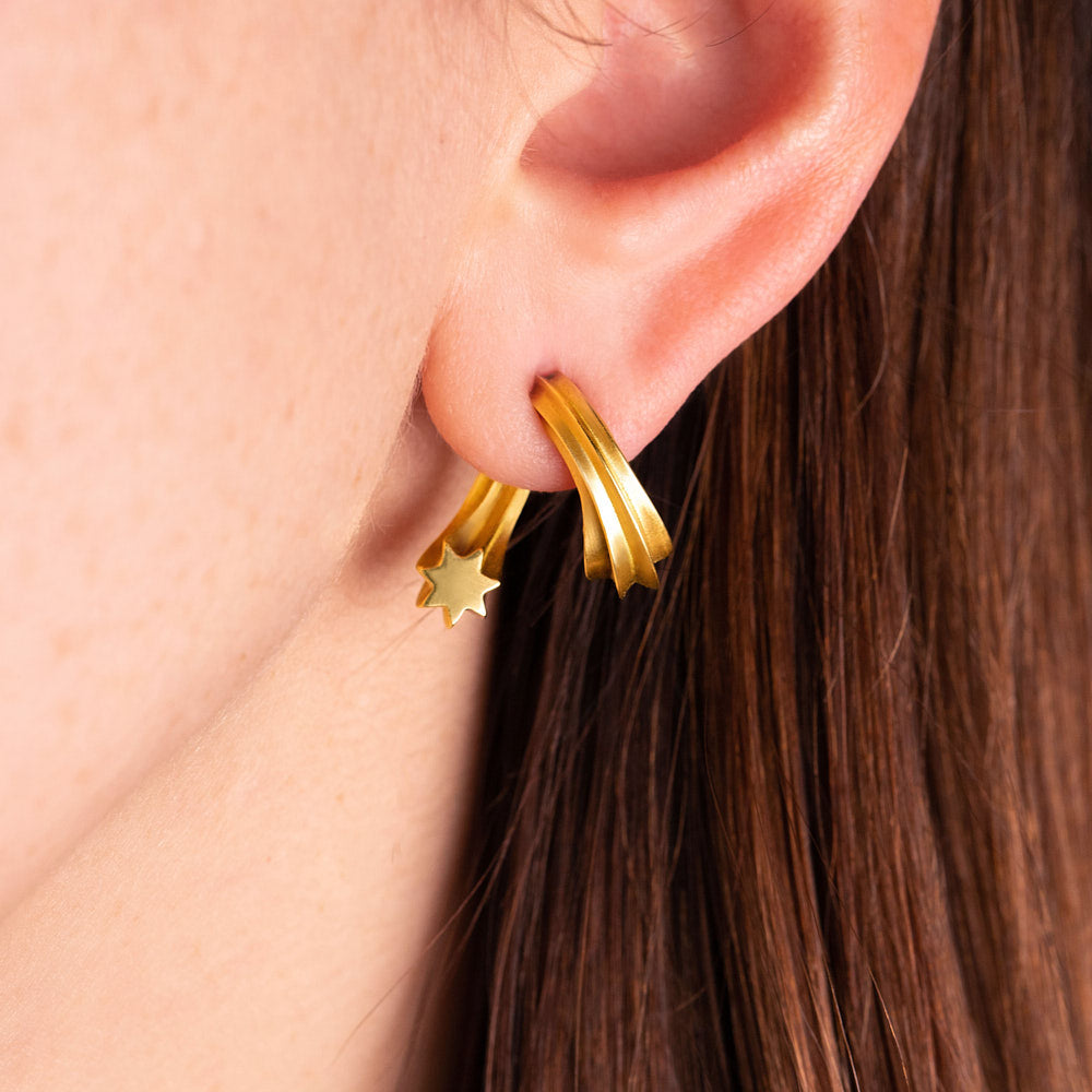 Short earrings clearance gold