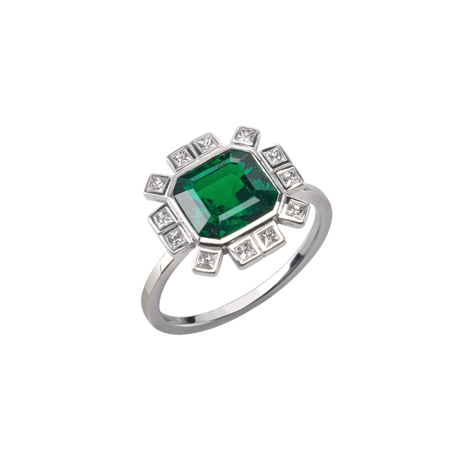 Milk Emerald Diamond Ring