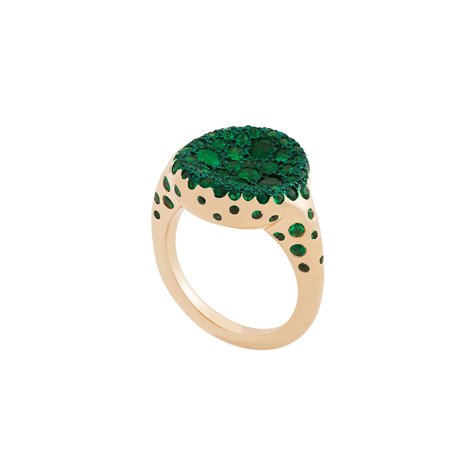  A ring with a round concave top set on it emeralds pavé and green ceramic plate in 18 karat yellow gold ring y Solange Azagury-Partridge